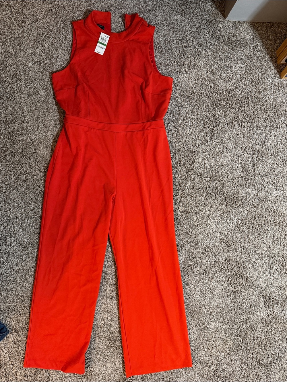 Sleeveless orange Jumpsuit - Unbranded